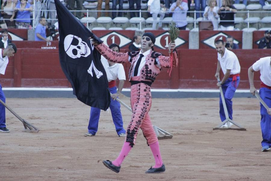 Fotos: López Chaves triunfa en La Glorieta ante Padilla y Joselito Adame