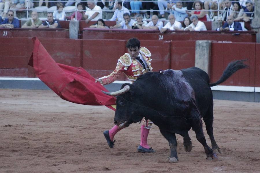 Fotos: López Chaves triunfa en La Glorieta ante Padilla y Joselito Adame