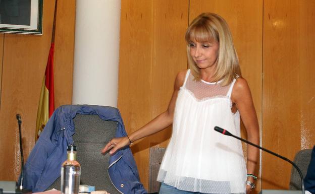 María Eugenia Gancedo presenta su dimisión como alcaldesa de San Andrés del Rabanedo.