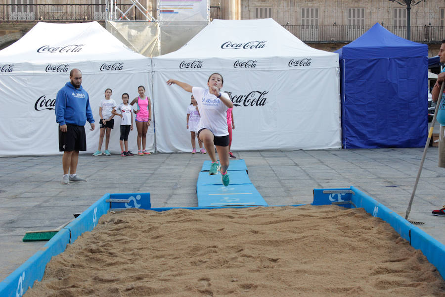 526 corredores participaron en esta tercera edición y tras hacer frente a los 10km de recorrido por la zona monumental, los ganadores fueron Ivá, Roade (Bikila) seguido de Ignacio Jesús González (Caja Rural At. Salamanca)