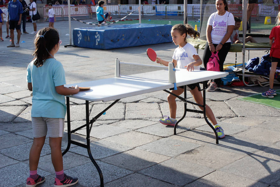 526 corredores participaron en esta tercera edición y tras hacer frente a los 10km de recorrido por la zona monumental, los ganadores fueron Ivá, Roade (Bikila) seguido de Ignacio Jesús González (Caja Rural At. Salamanca)