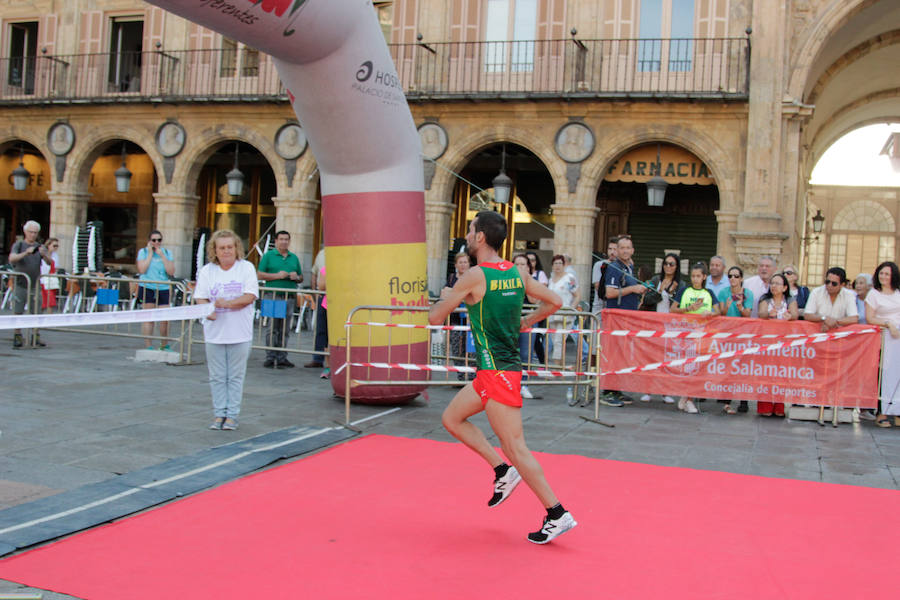 526 corredores participaron en esta tercera edición y tras hacer frente a los 10km de recorrido por la zona monumental, los ganadores fueron Ivá, Roade (Bikila) seguido de Ignacio Jesús González (Caja Rural At. Salamanca)