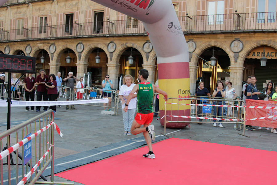 526 corredores participaron en esta tercera edición y tras hacer frente a los 10km de recorrido por la zona monumental, los ganadores fueron Ivá, Roade (Bikila) seguido de Ignacio Jesús González (Caja Rural At. Salamanca)