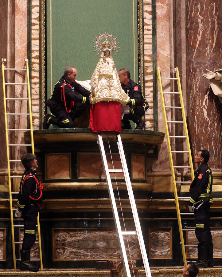 Fotos: La Virgen de la Fuencisla llega a la catedral para su novenario