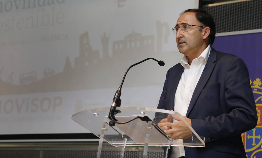 Fotos: Jornadas técnicas de movilidad sostenible en Palencia