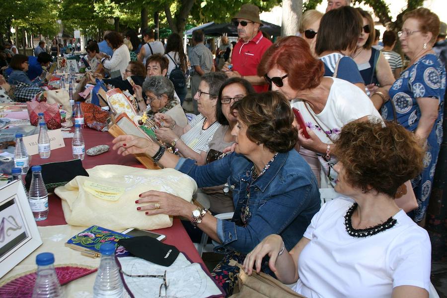 Fotos: Feria Entre costuras y tradición en Cuéllar