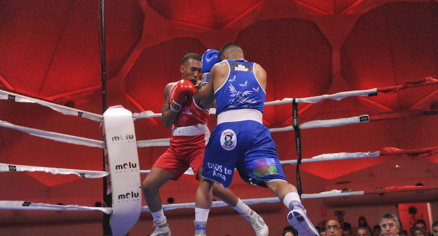 Fotos: Velada de boxeo en la Cúpula del Milenio: Adrián Tian vs Salvador Jiménez