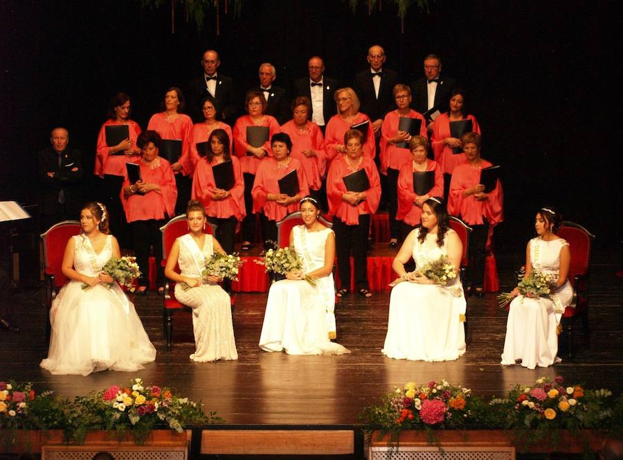 Fotos: Pregón y proclamación la de Reina y Damas de Honor de las fiestas de Olmedo 2018
