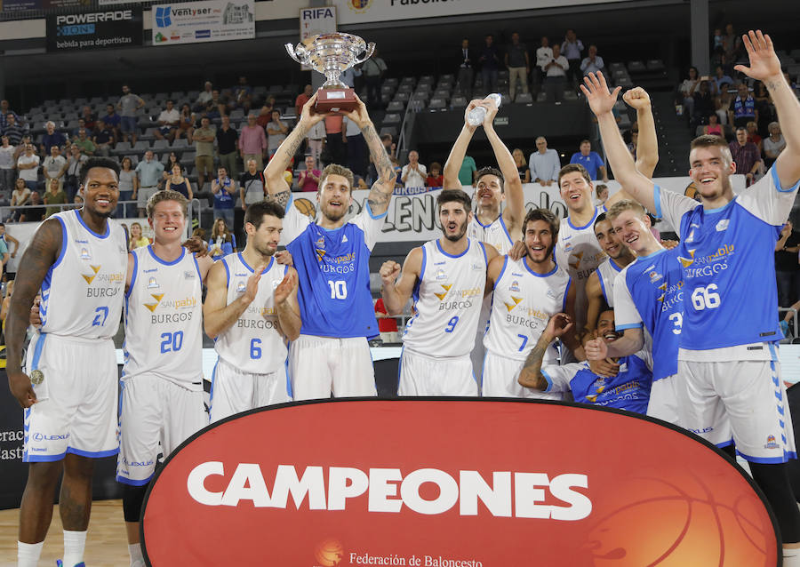 Fotos: Final de la Copa de Castilla y León. Carramimbre Valladolid 64 - 84 San Pablo Burgos