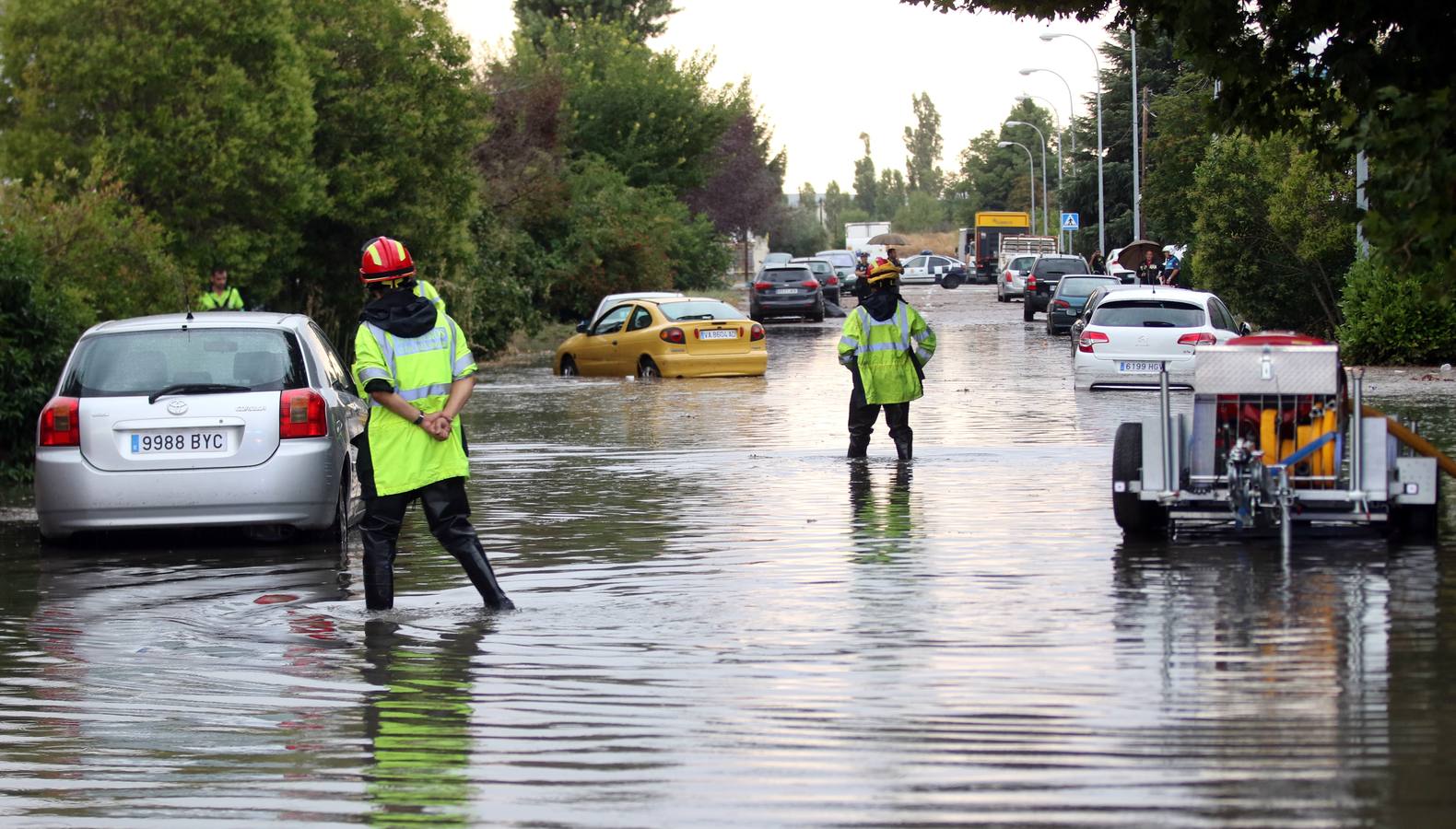 Fotos: La tormenta provoca inundaciones en el polígono de San Cristóbal de Valladolid