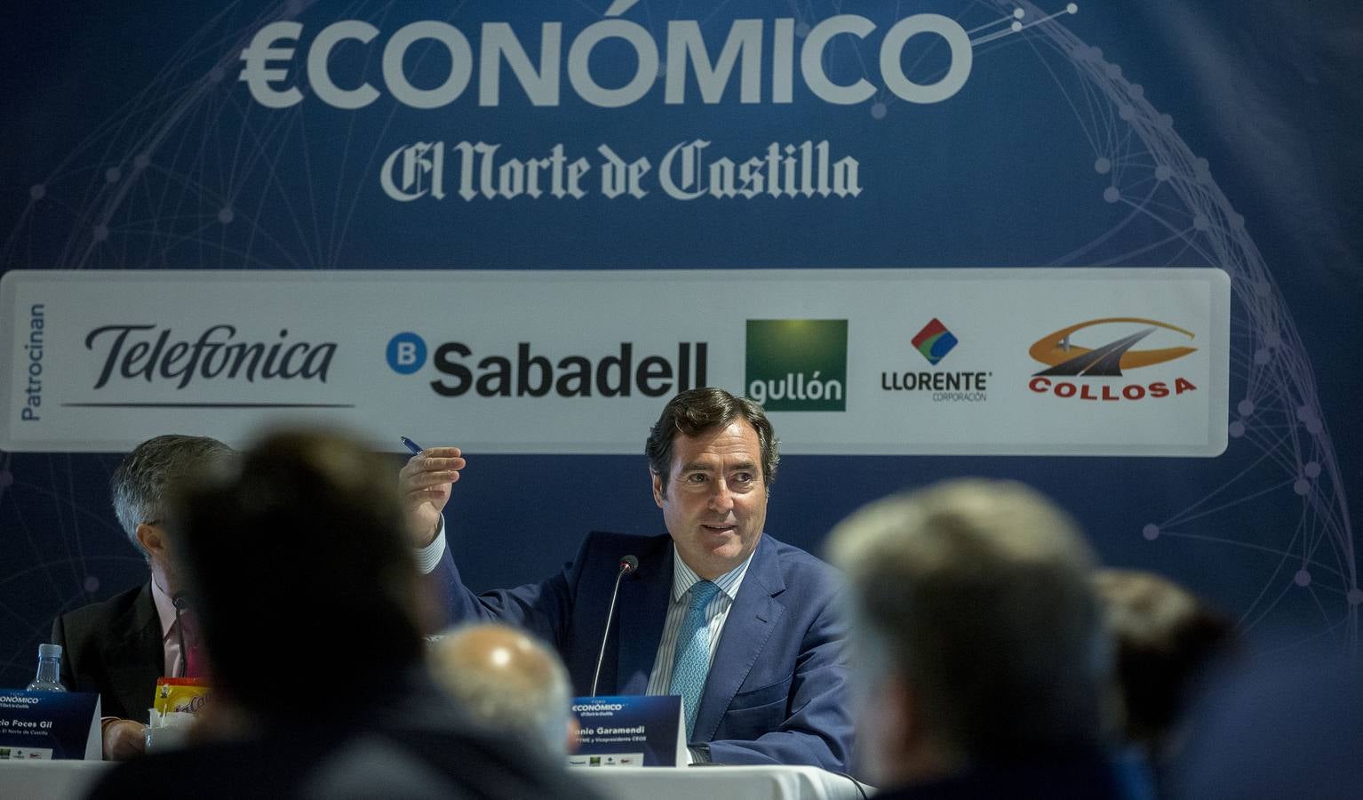 El presidente de Confederación Española de la Pequeña y Mediana Empresa (Cepyme) y candidato a la presidencia de la CEOE, ha asegurado en el foro que su gran preocupación a la hora de sumir las nuevas funciones, será «la puesta en valor de la figura del empresario, que no es emprendedor, ni autónomo. Es empresario»