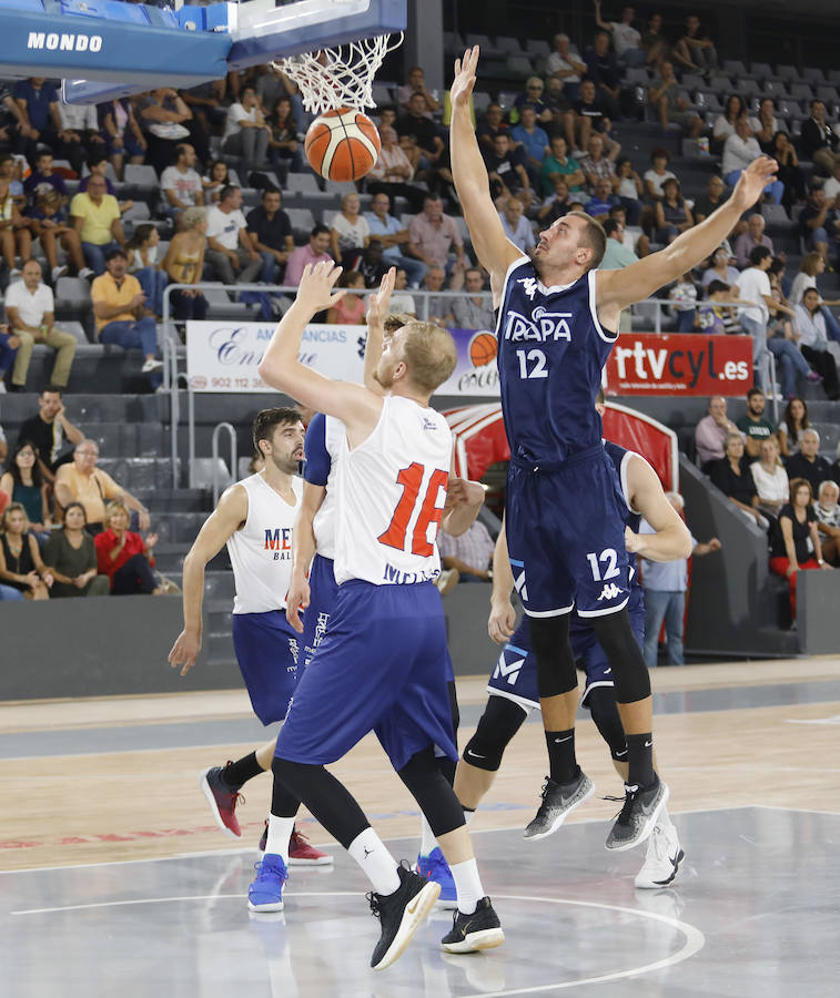 Fotos: Chocolates Trapa Palencia XX-XX Melilla Baloncesto