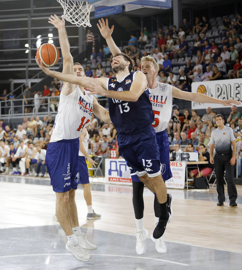 Fotos: Chocolates Trapa Palencia XX-XX Melilla Baloncesto