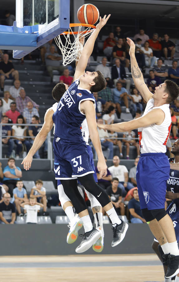 Fotos: Chocolates Trapa Palencia XX-XX Melilla Baloncesto