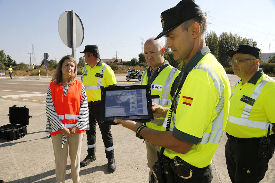 Fotos: Velolaser nuevo Radar para las carreteras Palentinas