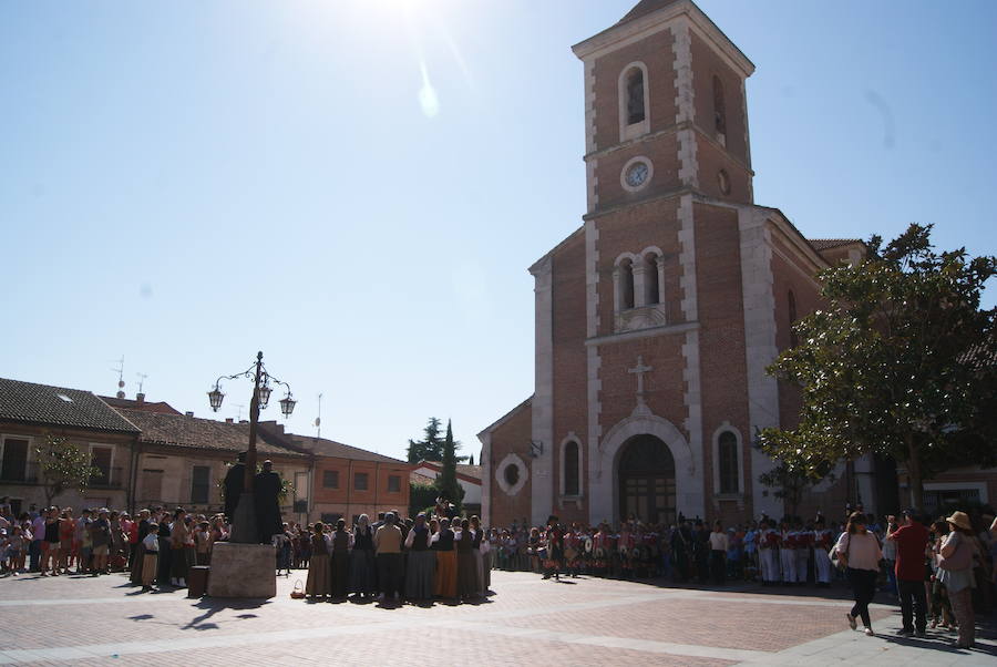 El municipio celebra paralelamente a la recreación del hecho histórico la IV Fiesta de la Vendimia y la II Feria de Oficios Artesanos en torno al vino