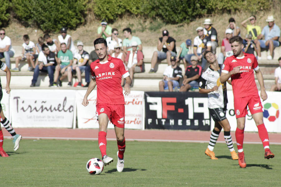 Fotos: Unionistas cae por la mínima ante la Cultural Leonesa (0-1)