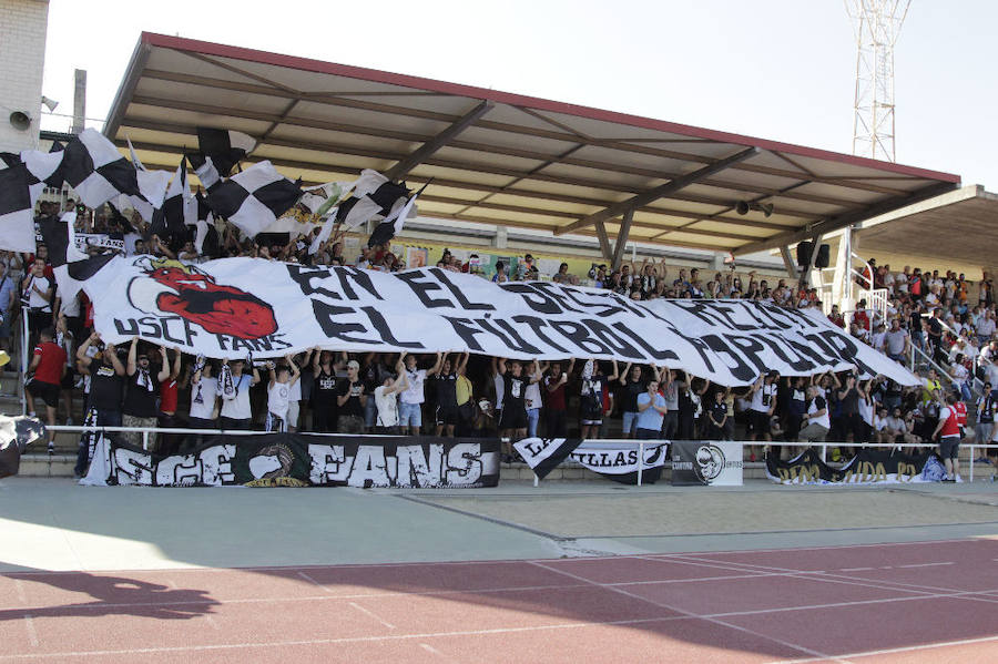 Fotos: Unionistas cae por la mínima ante la Cultural Leonesa (0-1)
