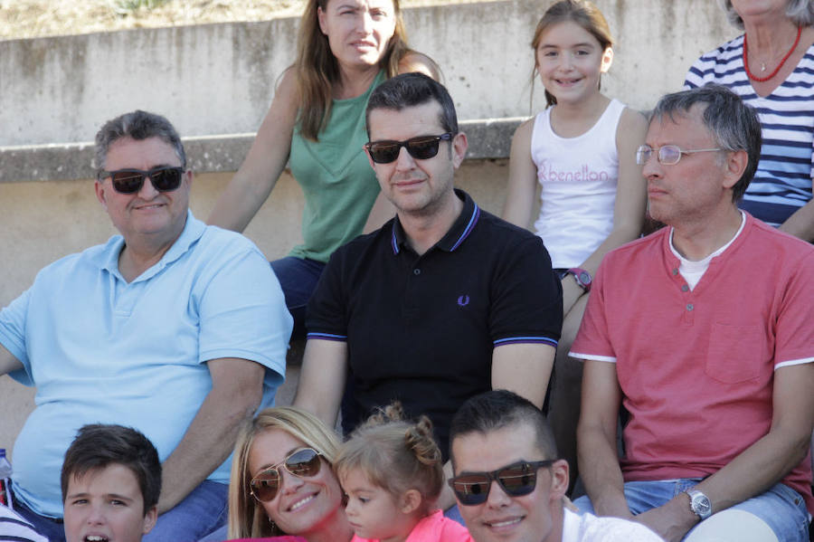 Fotos: Unionistas cae por la mínima ante la Cultural Leonesa (0-1)