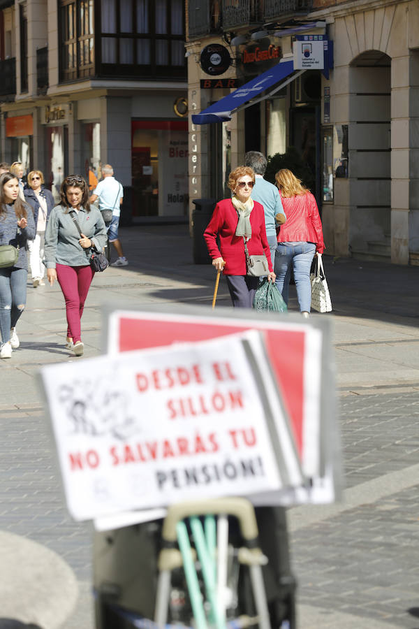 Fotos: Los pensionistas se manifiestan en Palencia