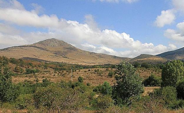 Vista del monte de La Atalaya, cercano al lugar del accidente. 