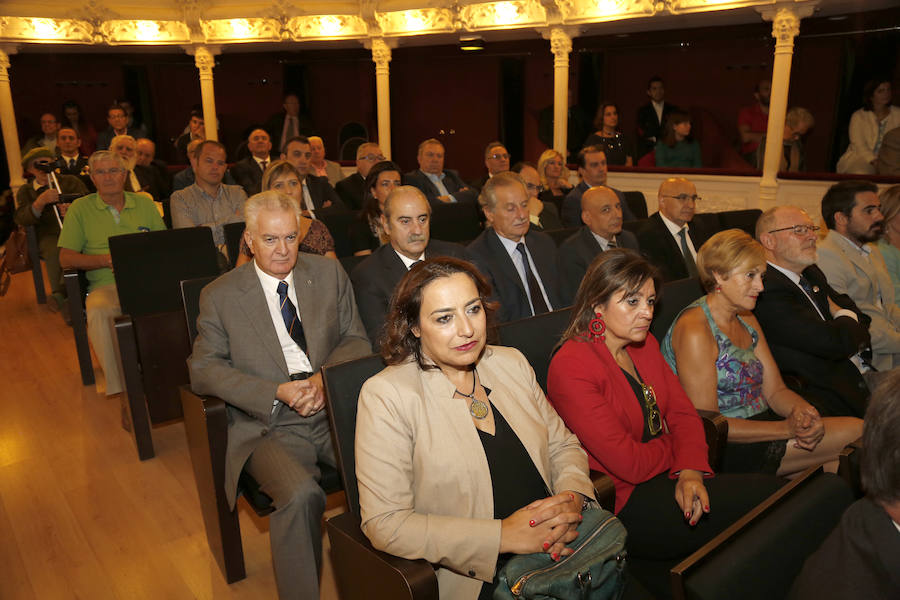 Fotos: Fiesta de los Angeles Custodios de la policia nacional en Palencia