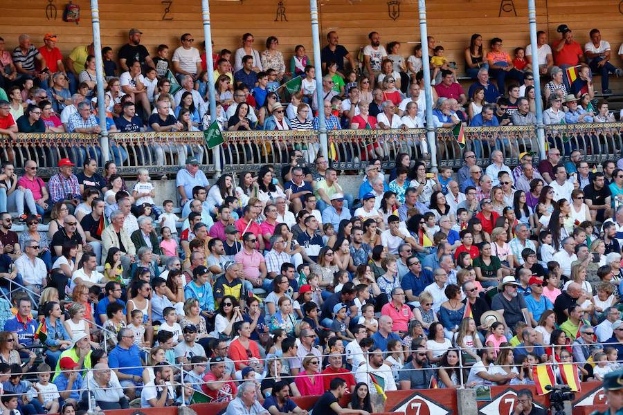 Exhibición de la Guardia Civil en la Plaza de Toros de La Glorieta de Salamanca