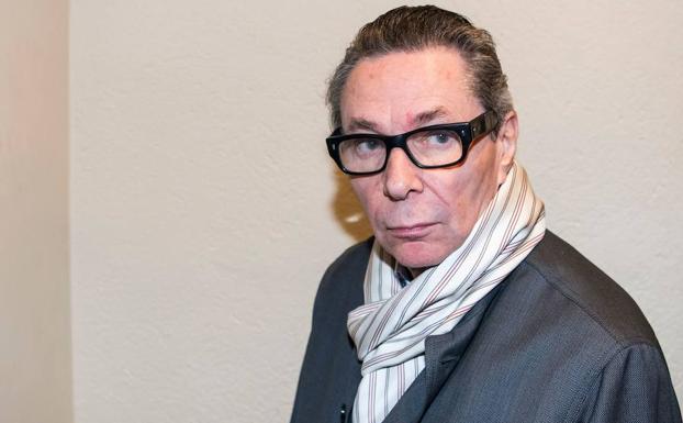 Jean-Claude Arnault.