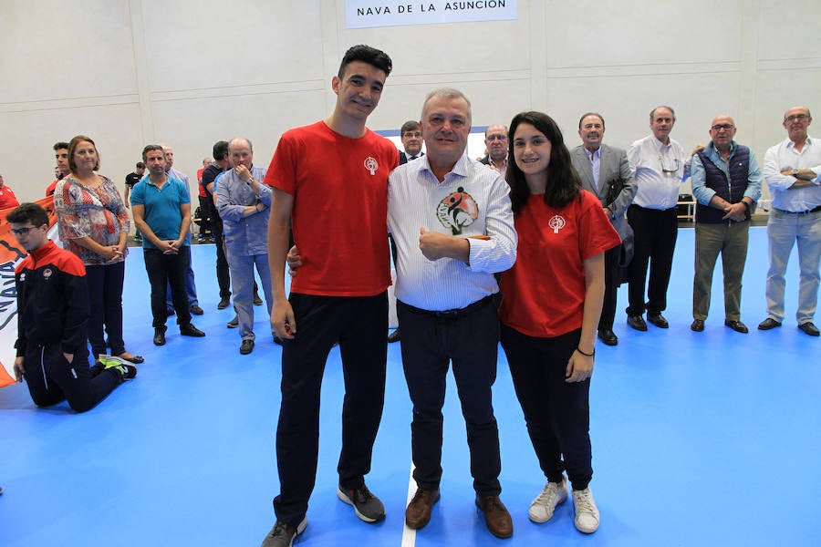 Fotos: Balonmano Nava - Santoña