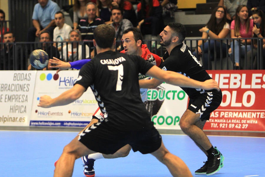 Fotos: Balonmano Nava - Santoña