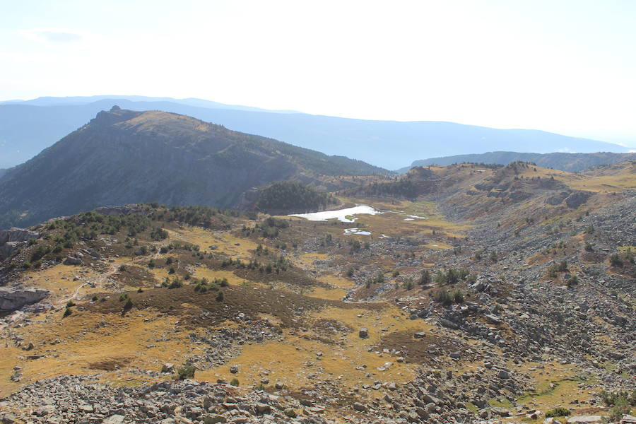 Recopilación de imágenes de los Picos de Urbión, desde el Pico Ubrión a más de 2.000 metros de altitud, en la provincia de Soria.