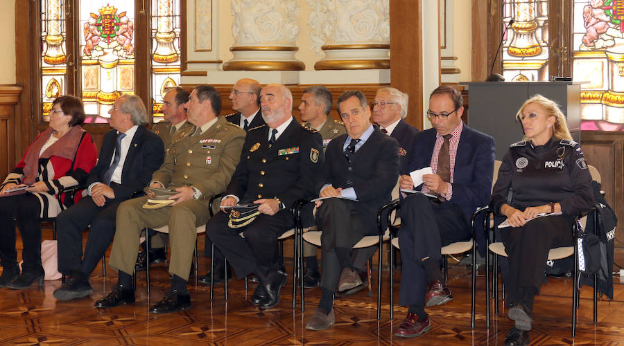 Fotos: José Delfín Val, nuevo cronista oficial de Valladolid