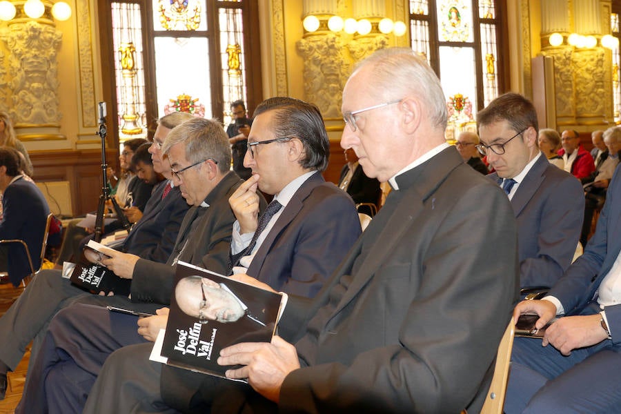 Fotos: José Delfín Val, nuevo cronista oficial de Valladolid