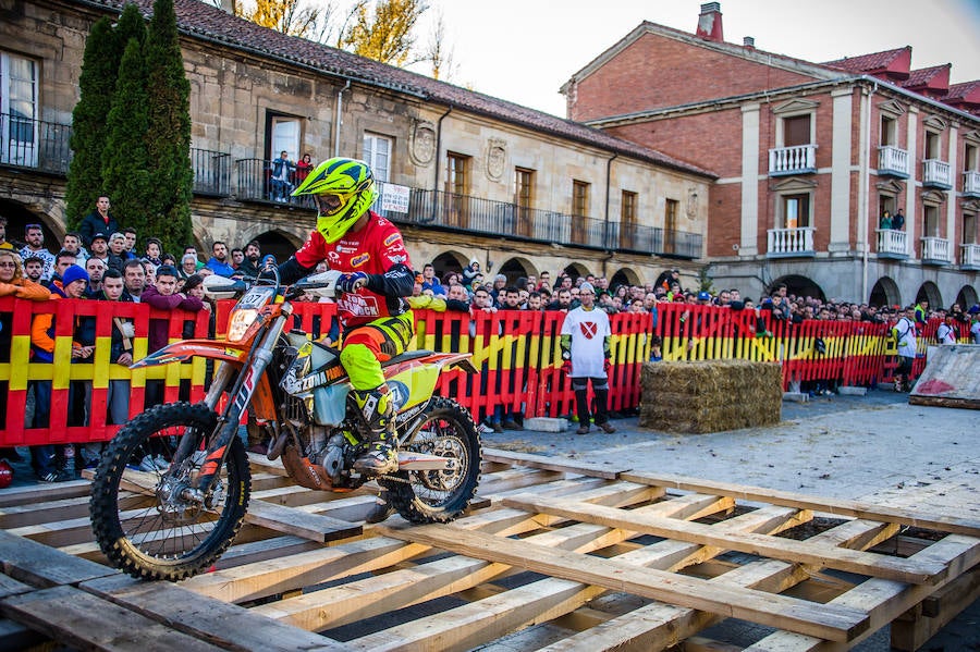 Fotos: &#039;SuperEncierro&#039; en el casco urbano de Aguilar