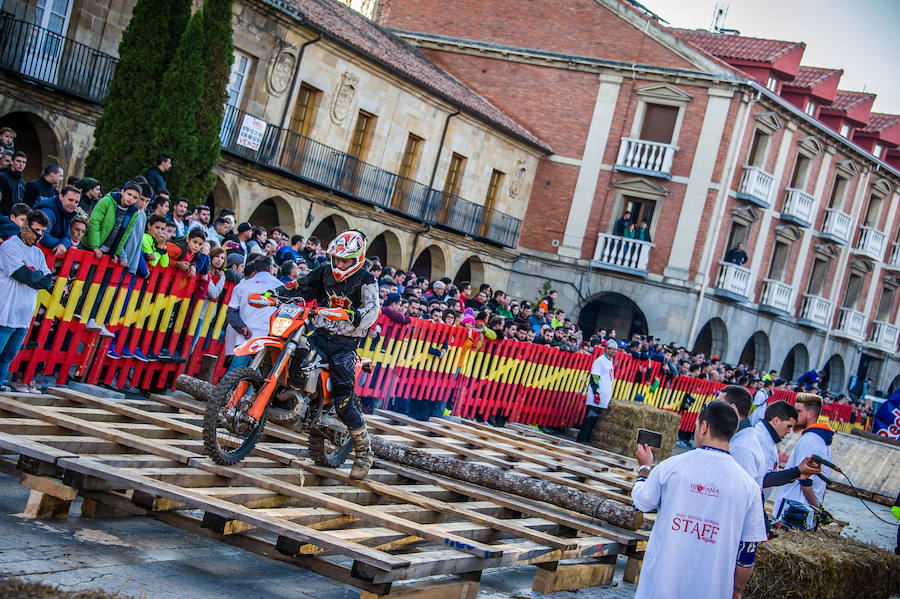 Fotos: &#039;SuperEncierro&#039; en el casco urbano de Aguilar