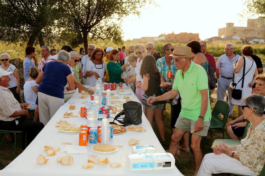 Fotos: Fuentes de Valdepero rehabilita con acierto los pilones