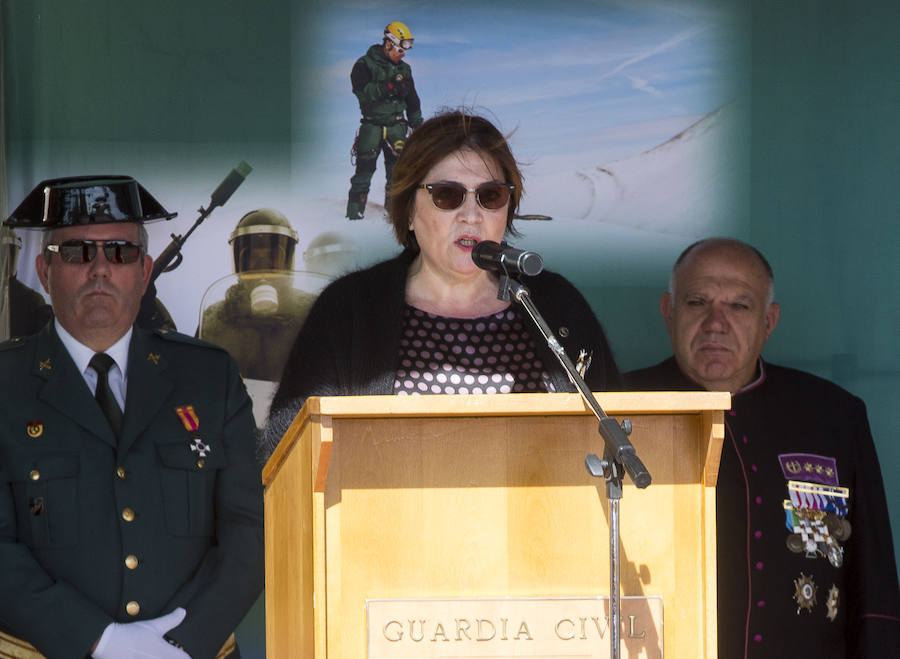 Fotos: La Guardia Civil celebra la Virgen del Pilar en Valladolid