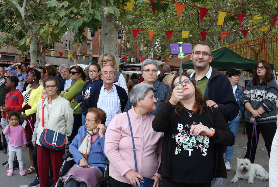 Fotos: Procesión en el barrio de La Pilarica de Valladolid