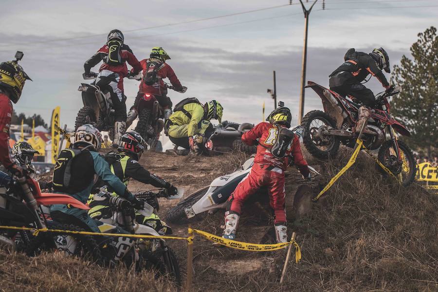 Fotos: Segunda jornada de Hixpania Hard Enduro en el pantano de Aguilar (2/2)