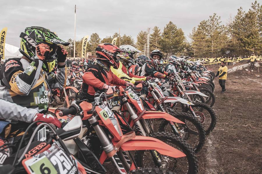 Fotos: Segunda jornada de Hixpania Hard Enduro en el pantano de Aguilar (2/2)