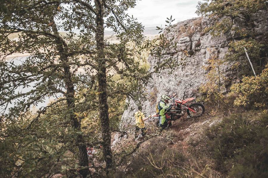 Fotos: Segunda jornada de Hixpania Hard Enduro en el pantano de Aguilar (2/2)