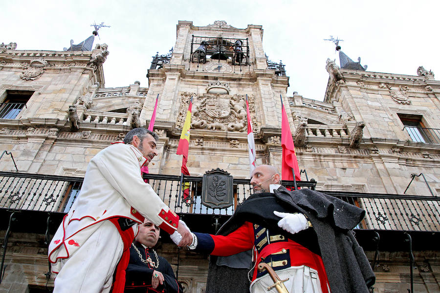 La capital maragata acoge desde este viernes la recreación de las '3Naciones', que hasta el domingo revivirá los días en los que confluyeron los ejércitos de Napoleón, John Moore y el marqués de la Romana