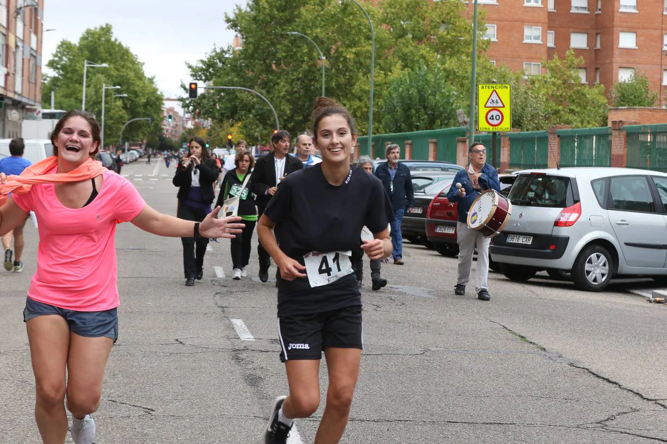 Fotos: V Legua Solidaria por el Daño Cerebral Adquirido en Las Delicias (Valladolid)