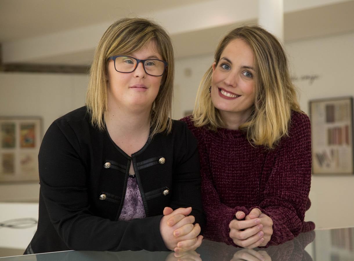 Durante la jornada se hizo entrega de la beca anual que se concede, en esta ocasión a la Fundación Intras, para el desarrollo de un estudio sobre las mujeres con alguna discapacidad en el mundo rural