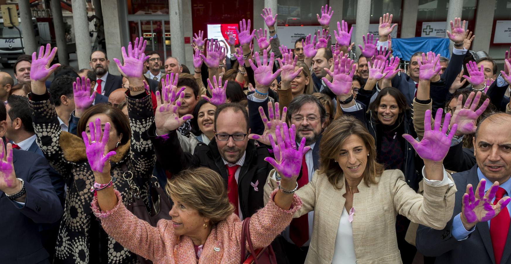 Fotos: Día Mundial Contra el Cáncer de Mama en Valladolid