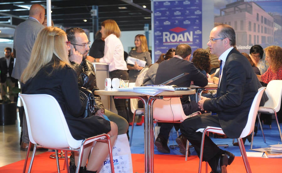 Fotos: Segunda jornada de la Feria Inmobiliaria de Valladolid