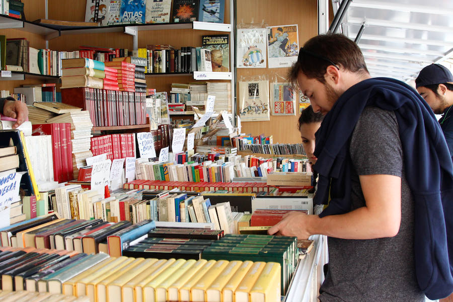 Fotos: Salamanca abre su Feria del Libro Antiguo y de Ocasión