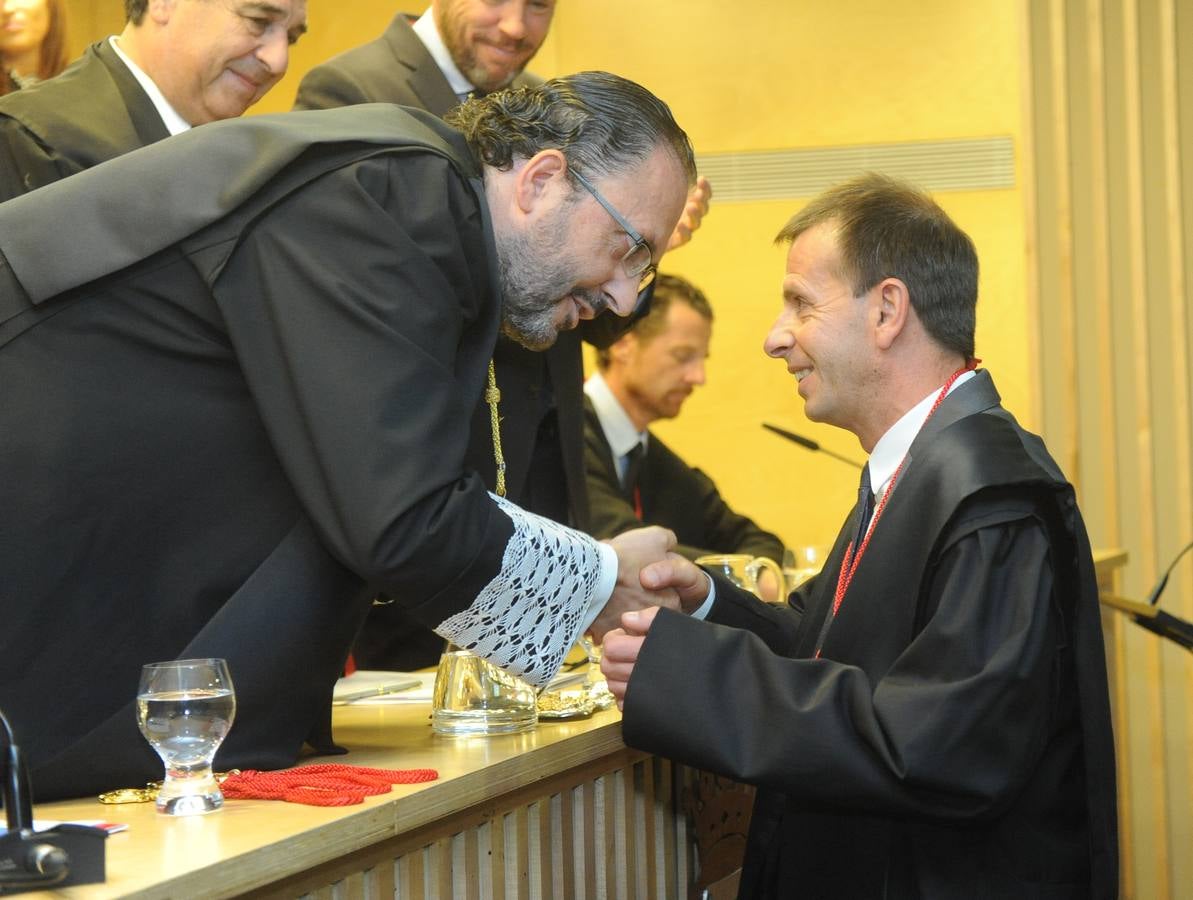 La Junta de Gobierno se renueva por mitades cada cuatro años