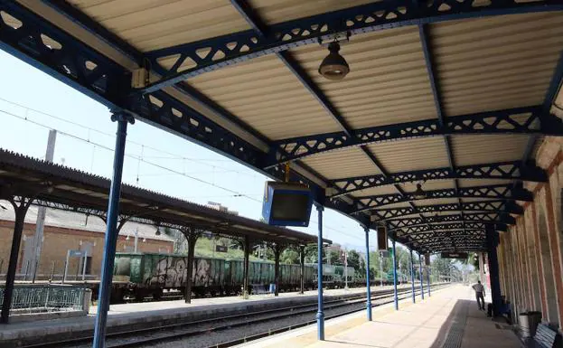 Andenes de la antigua estación de Segovia.