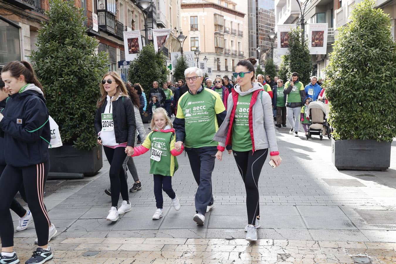 Fotos: VII Marcha contra el Cáncer en Valladolid (2)